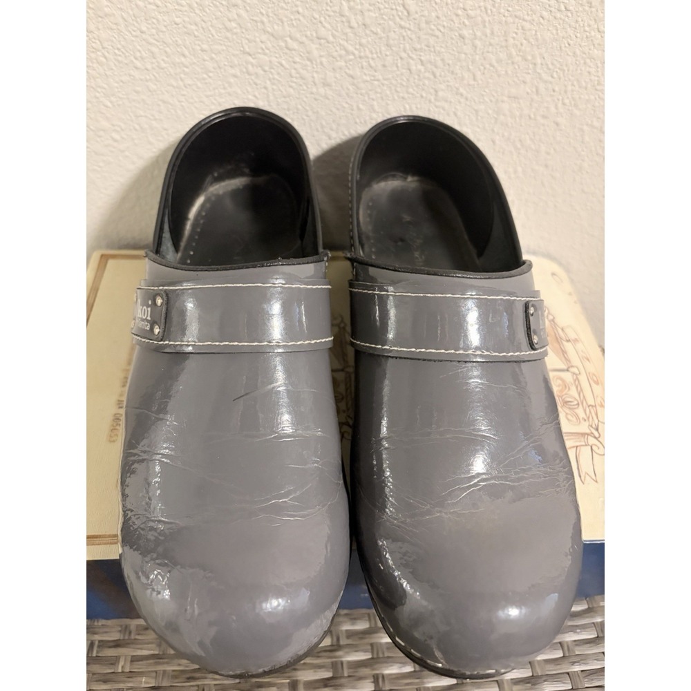 Sanita Koi Professional Gray Patent Leather Clogs Nursing Shoes~Sz 39 EU~US 8.5M - Picture 3 of 14